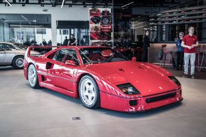 ferrari, ferrari f40, ferrari f40 katowice, polskie f40, la squadra